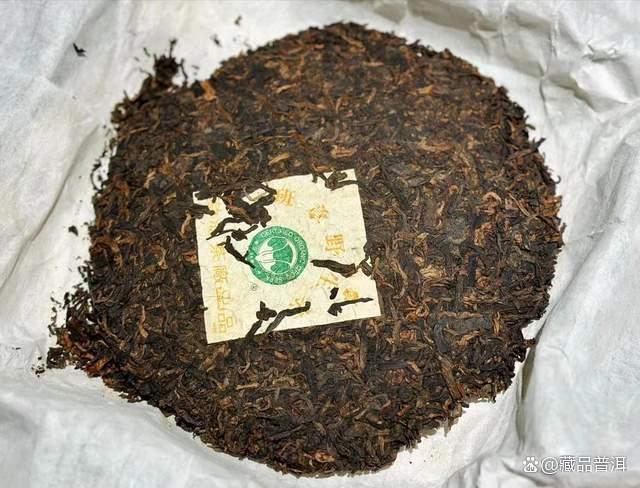 老班章熟茶口感独特 茶王品质高