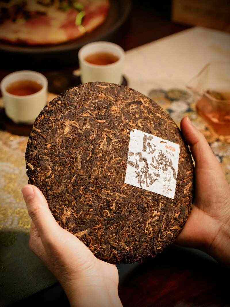 元月3日 19:00,老同志蛇年生肖熟饼“江耀金鱗”钜惠宣发 brand_alt_mark