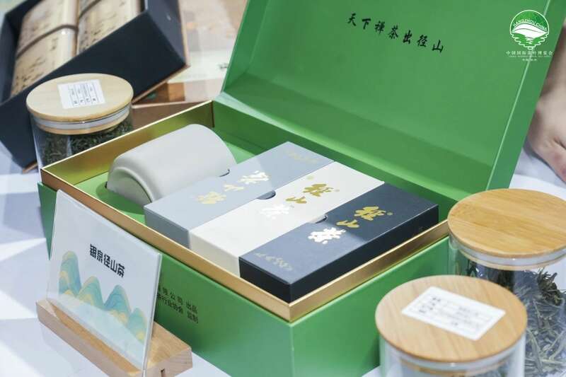 余杭径山茶全产业链入选全省2024年县域10亿元以上“土特产”全产业链名单! brand_alt_mark