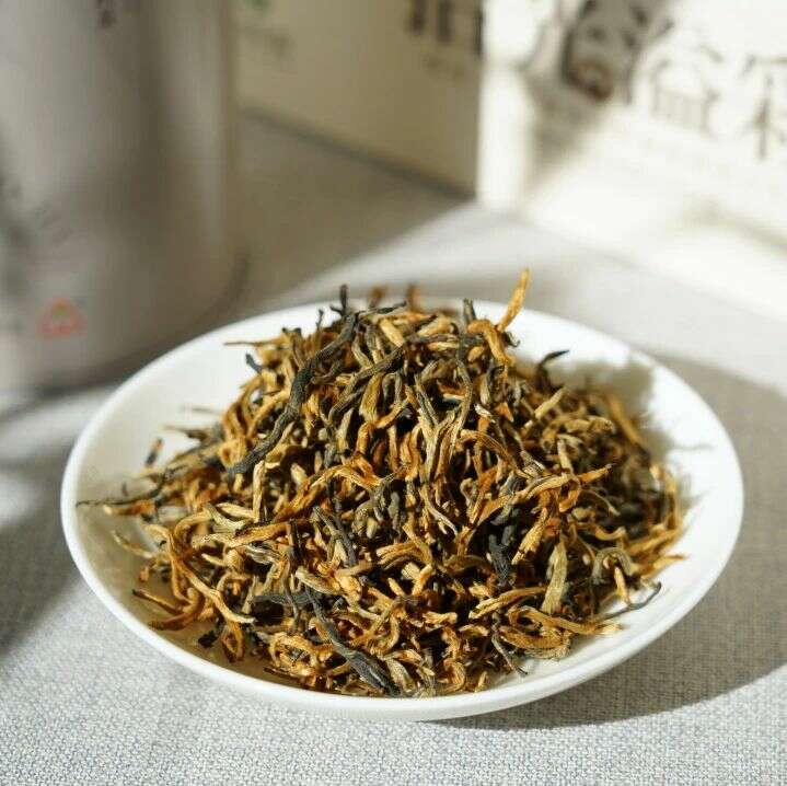 嘉木拾光溢彩 花漾茶心 高原红韵 brand_alt_mark