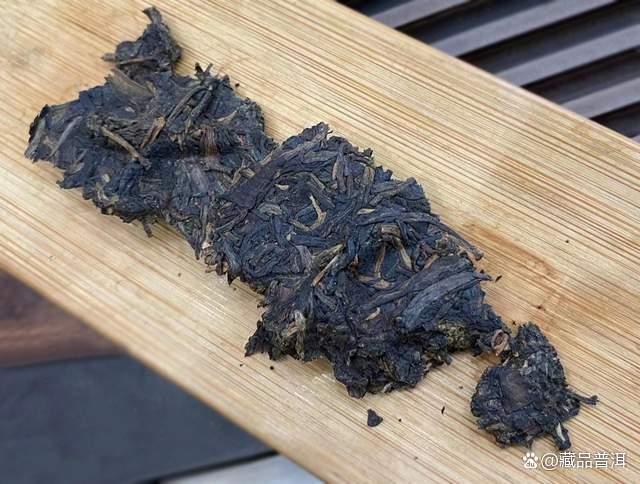 2003年下关宝焰小铁饼品鉴与收藏价值分析