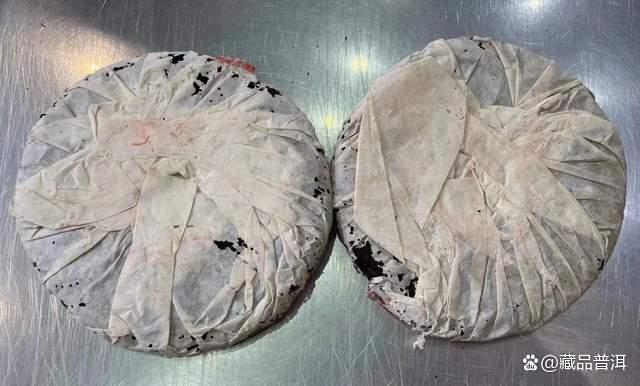 2001班章有机生态茶公章饼熟茶品质特点与历史渊源 2001班章有机生态茶公章饼熟茶品质特点与历史渊源