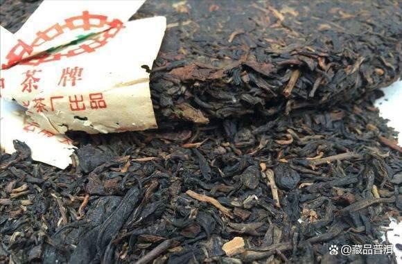 2003年下关质检饼普洱茶品鉴指南,五大金刚之首的独特魅力 2003年下关质检饼普洱茶品鉴指南,五大金刚之首的独特魅力