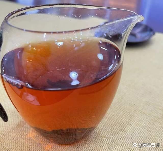 大益2003年花标熊猫沱茶特点解析 产量稀少年份茶投资价值分析