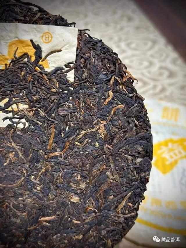 勐海茶厂定制茶三大经典系列，绿大树大白菜金银大益品鉴指南