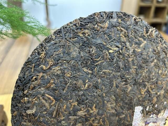 大益金针白莲深度评测：高端熟茶品质如何？