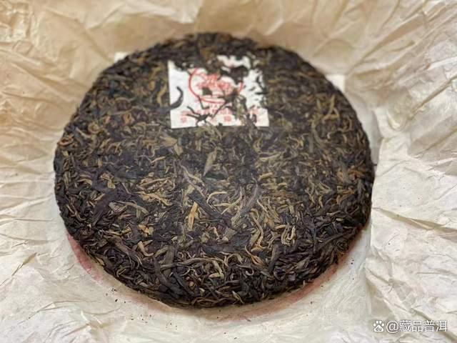 2003年黎明茶厂早春乔木圆茶深度解析，勐海古树茶的收藏价值