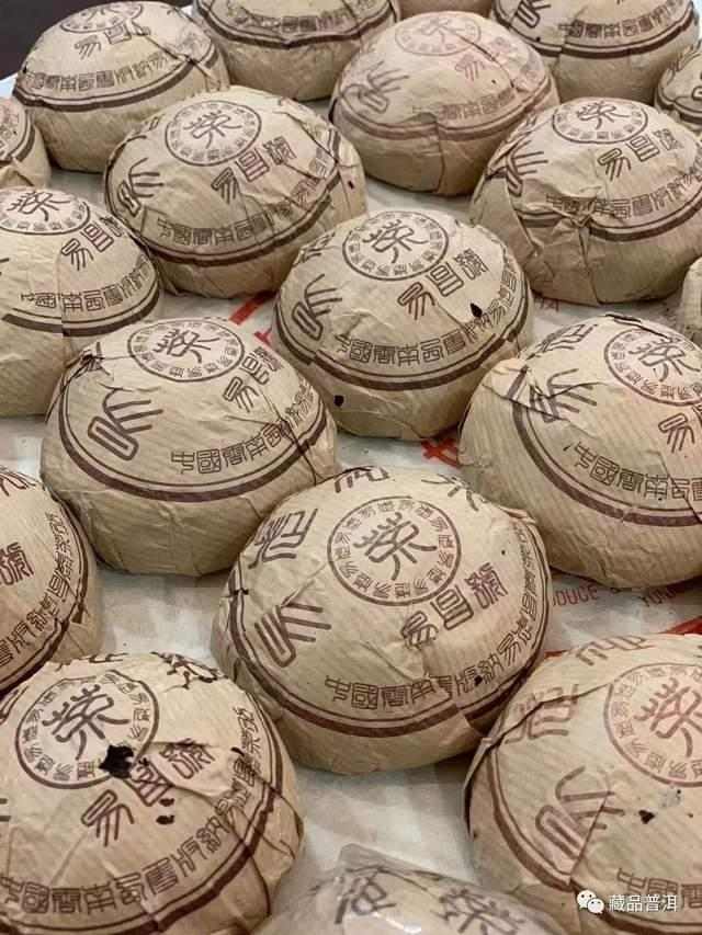 99易昌号普洱茶全解析：家族茶品与小歪沱的传奇故事