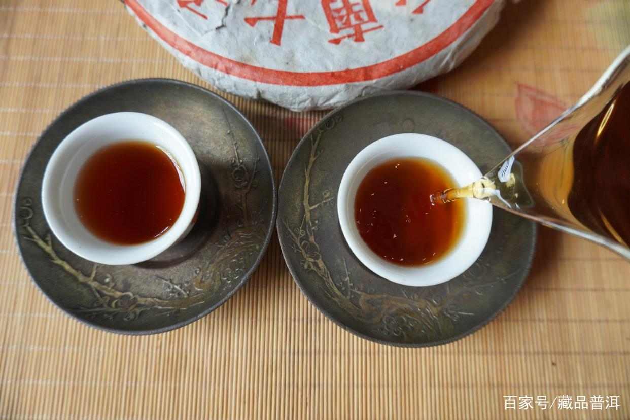 2001年中茶简体云普洱茶真假辨别攻略，老茶鉴别要点全解析