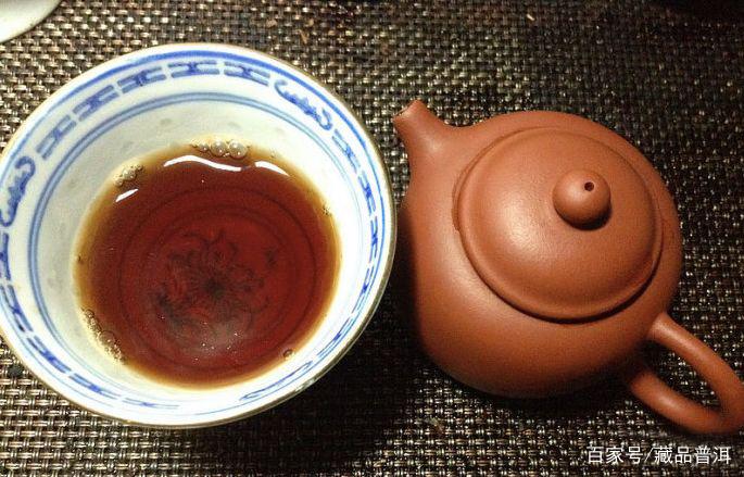 8592紫天熟饼的传奇由来与独特品鉴价值解析