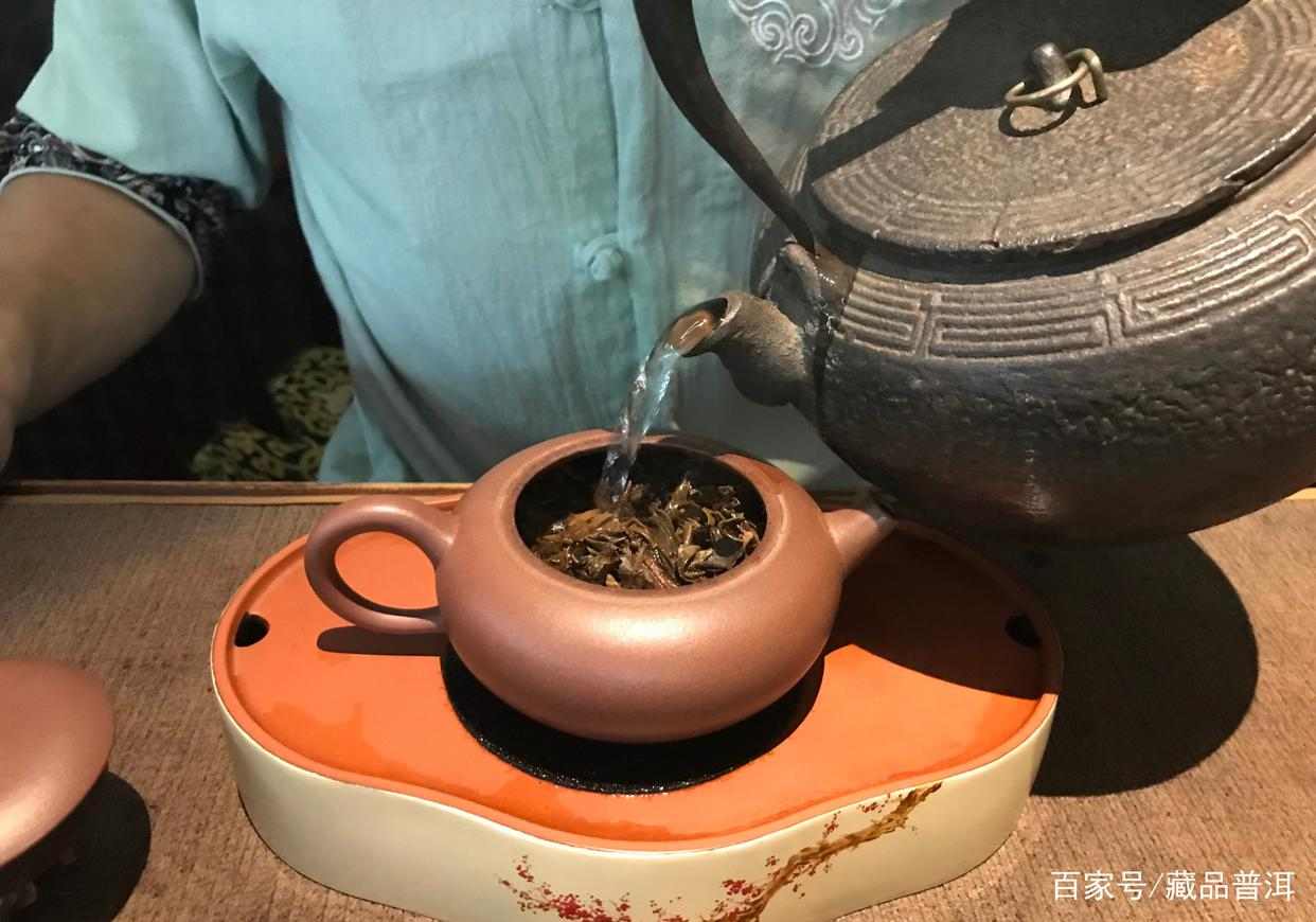 普洱茶冲泡技巧详解，5个要点让你泡出醇厚茶汤