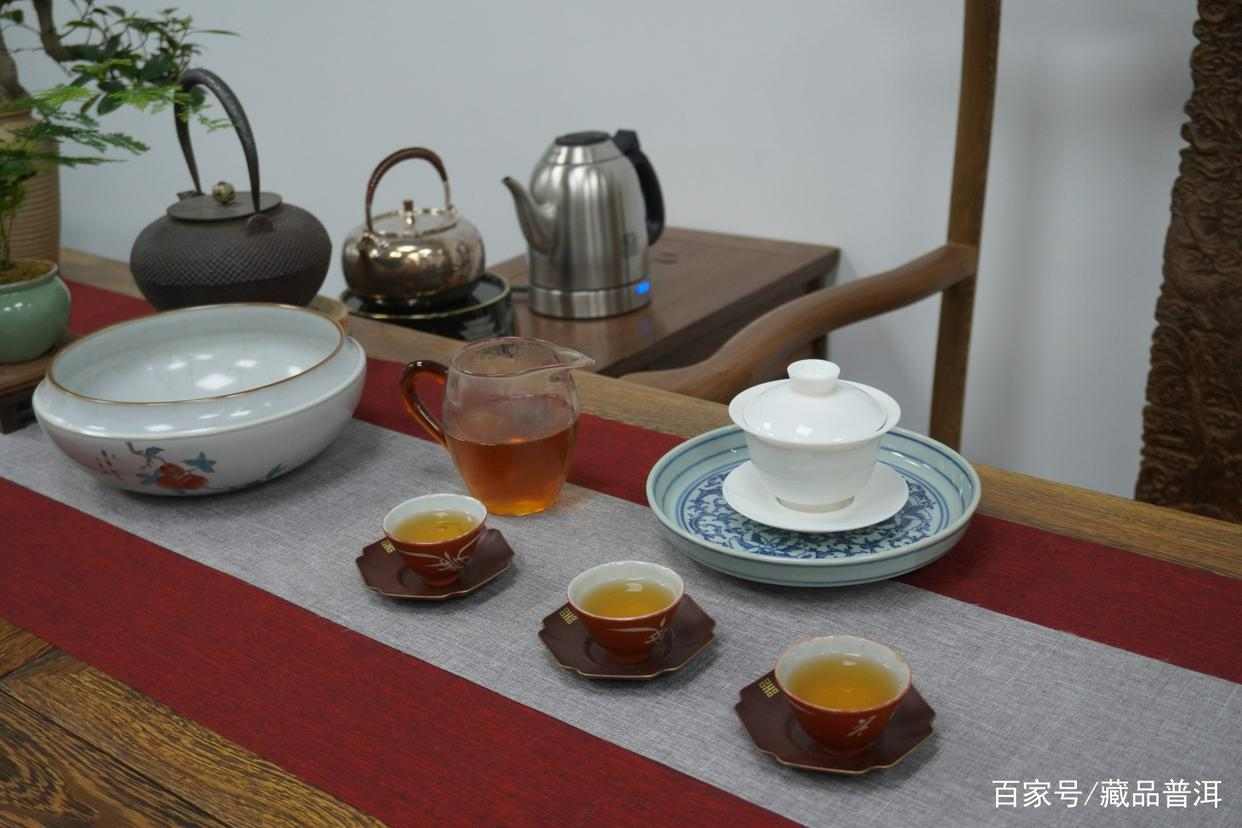 从绿茶到普洱茶：一位茶叶世家的三十年品茶心路历程