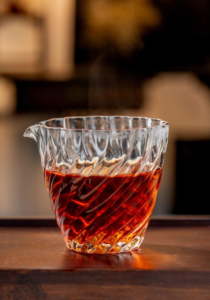 茶汤颜色亮度纯净度如何判断茶叶品质好坏 3招教你从汤色看清茶叶品质!