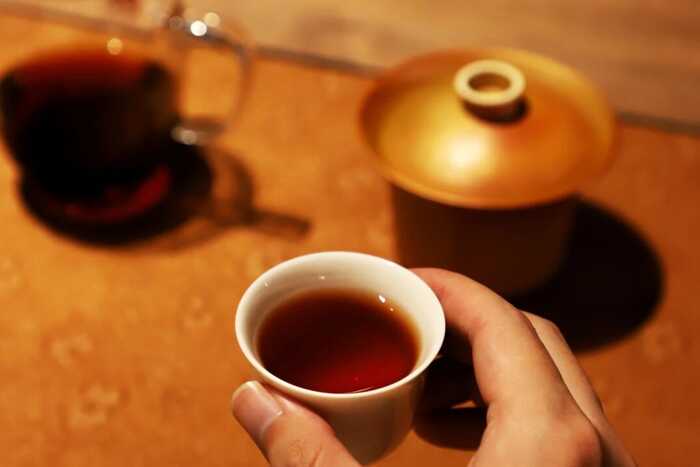 普洱熟茶十大香型全解析:陈香樟香枣香等品鉴指南 解码熟普香气图鉴 读懂经典【陈香】