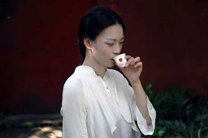 普洱熟茶十大香型全解析:陈香樟香枣香等品鉴指南 解码熟普香气图鉴 读懂经典【陈香】