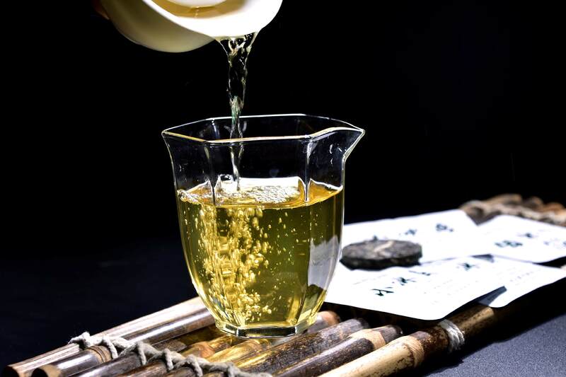 一口入魂！寻觅小冰岛生茶的香甜甘爽！