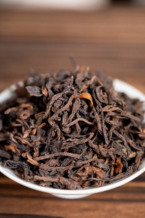 想挑到好茶，学会“望茶形”是第一关。