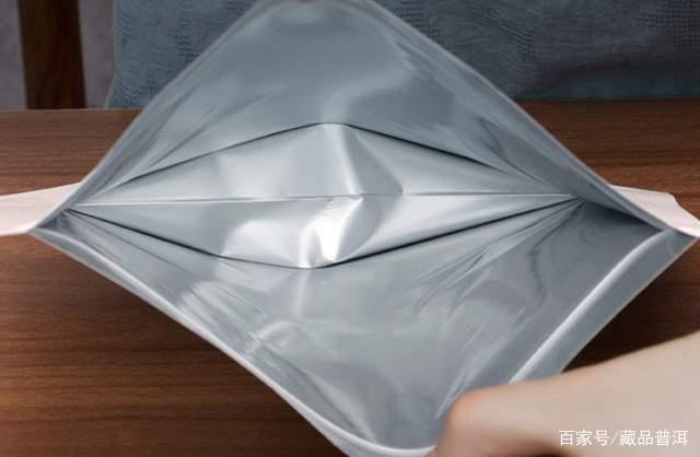 普洱茶存放指南：最佳存储地点与容器选择技巧