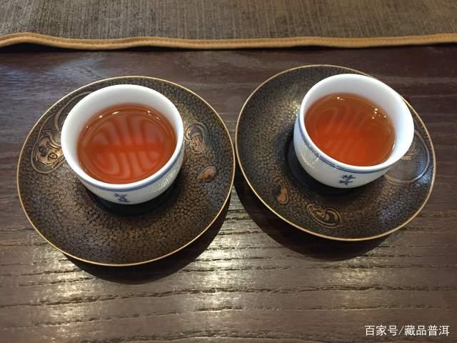 2001年下关铁饼普洱茶特点解析及版本鉴别指南