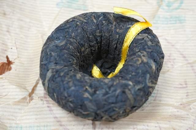 2004年下关红眼金丝沱深度解析,首批经典版收藏价值与品鉴体验 2004年下关红眼金丝沱深度解析,首批经典版收藏价值与品鉴体验