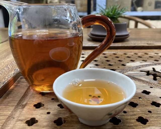 2004年下关红眼金丝沱深度解析,首批经典版收藏价值与品鉴体验 2004年下关红眼金丝沱深度解析,首批经典版收藏价值与品鉴体验