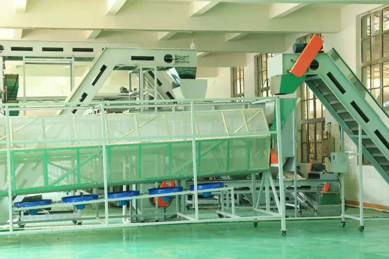 人勤春早 茶香四溢 江城县首批春茶抢“鲜”开采