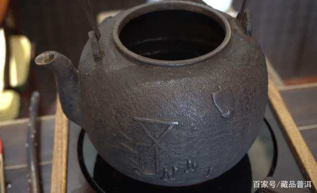 50年代红印圆茶冲泡实录，老普洱茶品鉴全流程指南