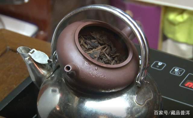 50年代红印圆茶冲泡实录，老普洱茶品鉴全流程指南