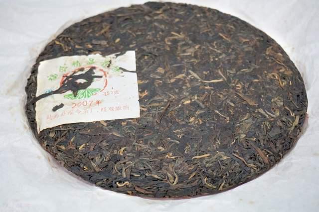 2007年福今精品青饼深度评测，高端普洱茶口感体验全解析