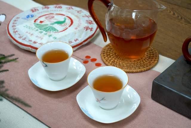 2007年福今精品青饼深度评测，高端普洱茶口感体验全解析