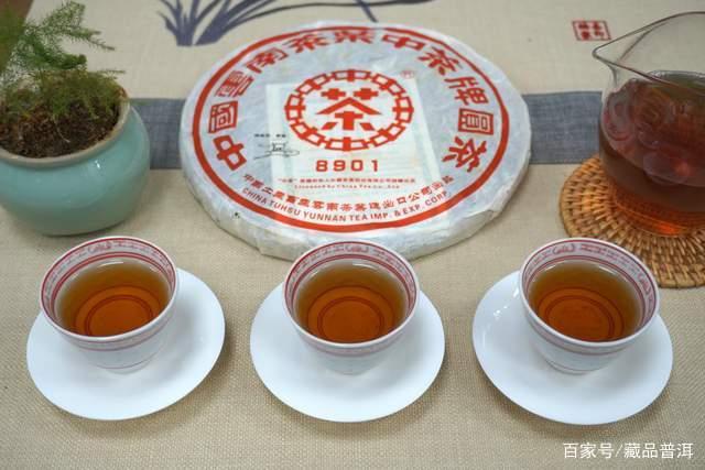 普洱茶为什么要大量存放在茶仓中 秘密原来是这样