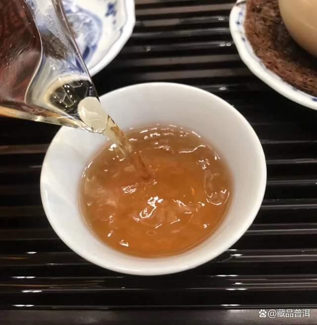 98下关碗口沱茶深度解析，经典普洱沱茶的收藏价值与品鉴体验