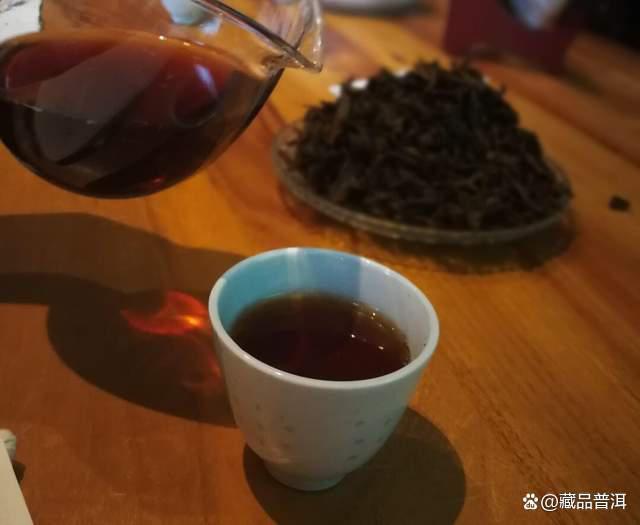 蓝印普洱圆茶传奇解析，印级茶标杆茶品深度解读