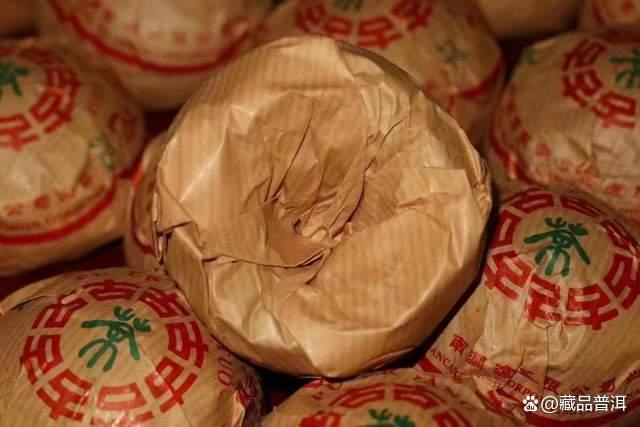 澜沧古茶001生茶来历揭秘 品质特征与收藏价值分析