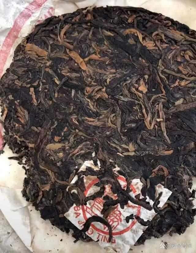 八角亭早春银毫系列鼻祖，稀缺03年银毫饼，黎明茶厂标杆普洱老茶