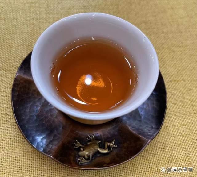 2003年红标熊猫沱：稀有老生茶品质与品鉴解析