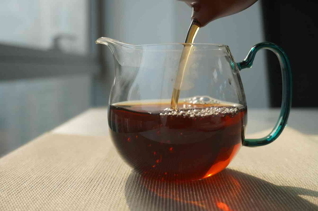 普洱熟茶选购四大标准：发酵工艺仓储条件揭秘