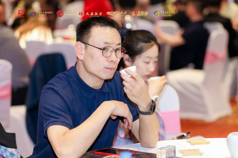 茶酒融合·互利共赢论坛共探产业发展新方向 “茶酒融合•互利共赢”论坛在西安举办 行业领袖对话,共谋合作发展