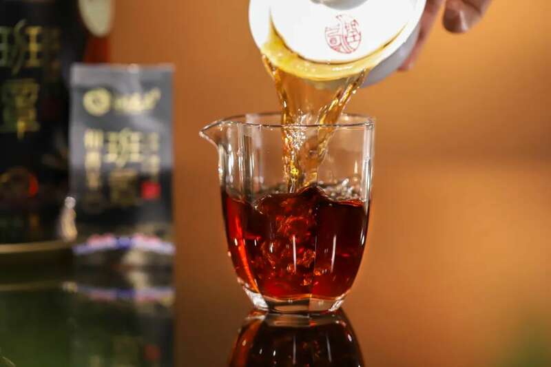 班章小青柑:普洱熟茶与圈枝柑的完美邂逅 柑普之王,贵族品味:润元昌班章小青柑新品上市
