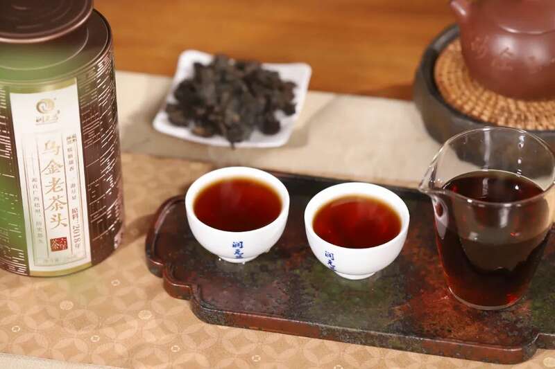 六堡茶老茶头与普洱老茶头风味差异解析 润元昌六堡老茶头新品上市:谷物糖甜香,绵绸米浆感,体感舒适畅轻