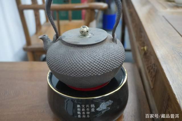 高效冲泡普洱熟茶技巧，释放醇润香气与饱满口感