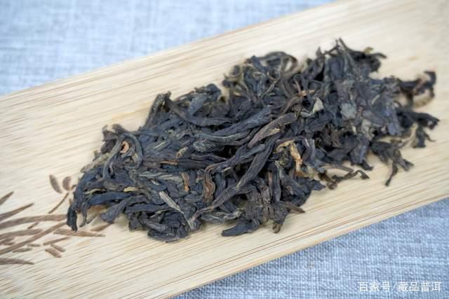 普洱茶老料新压的魅力:口感转化与价值提升 普洱茶老料新压的魅力:口感转化与价值提升