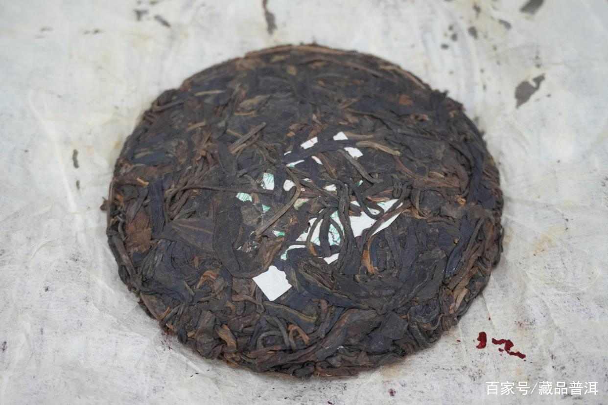 易昌号小饼:易武茶香与岁月沉淀的收藏密码 易昌号小饼:易武茶香与岁月沉淀的收藏密码