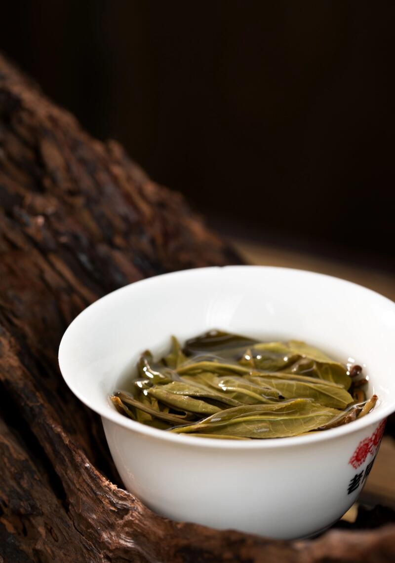 经典老配方生熟饼 茶汤层次丰富 适合收藏 经典问候:“你好,老同志”生/熟品鉴报告