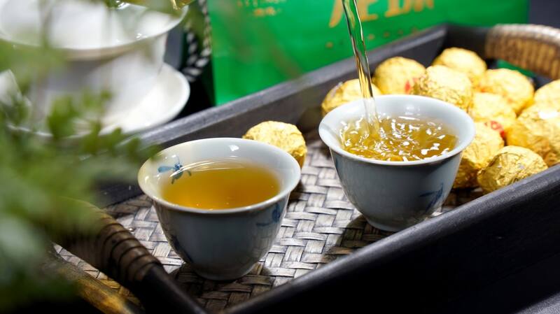 龙珠茶便捷随性,随时随地开启诗意品茗时光 一头大象龙珠茶:现代生活的诗意